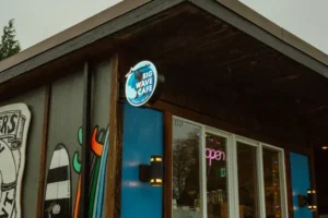 Big Wave Café