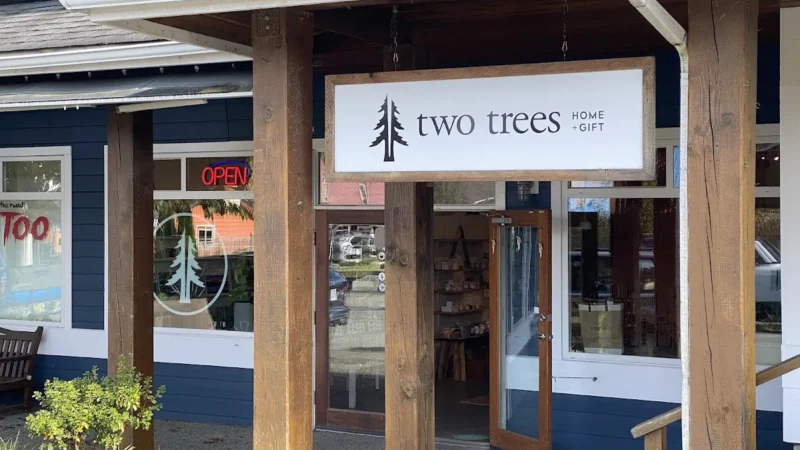 Two Trees Home + Gift