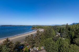 Lil’ Ronnie’s Beachside BBQ