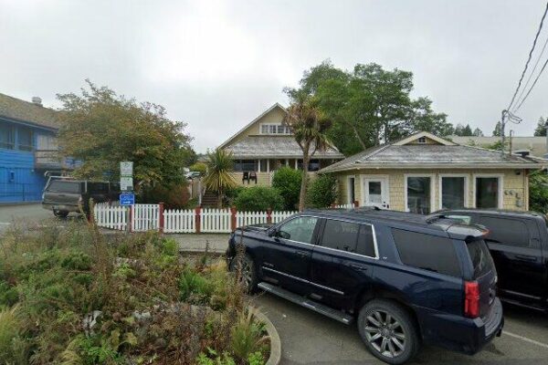 Village Gallery Art & Gifts